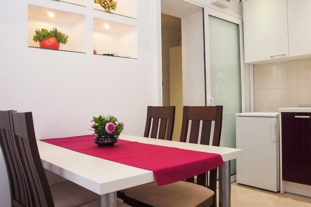 Apartments Edita Makarska Kültér fotó